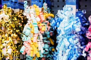 streamers - Dollar Store Franchise Canada